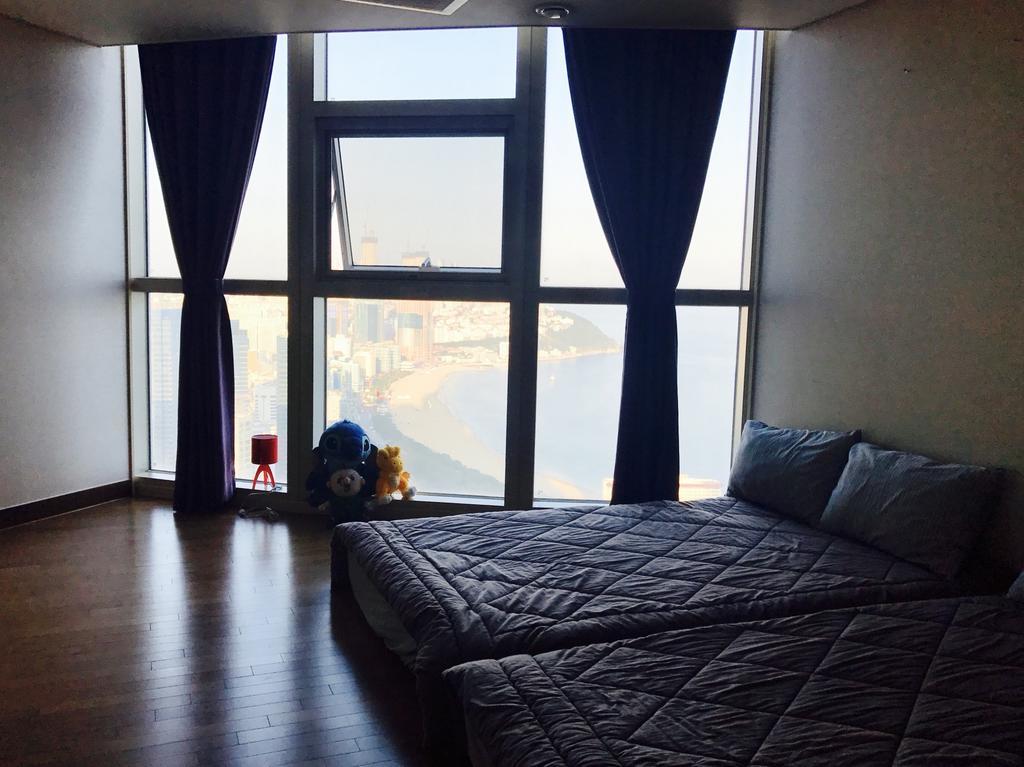 Haeundae Ocean Bridge Penthouse Apartment ปูซาน ภายนอก รูปภาพ