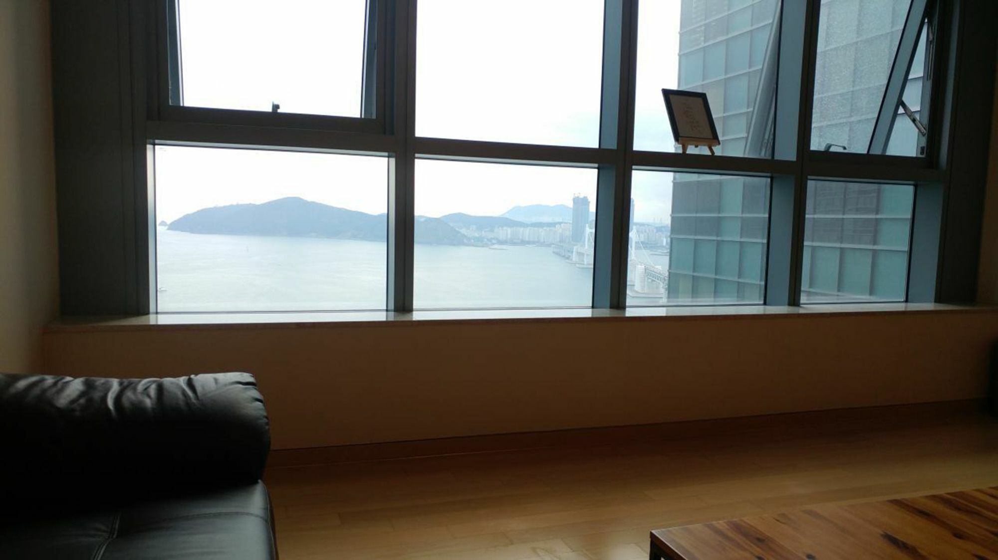 Haeundae Ocean Bridge Penthouse Apartment ปูซาน ภายนอก รูปภาพ