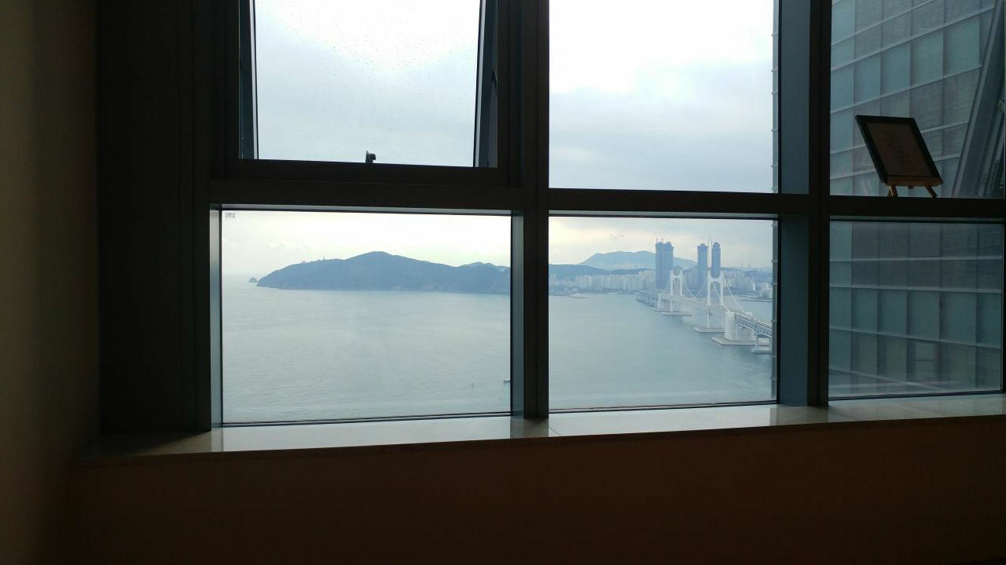 Haeundae Ocean Bridge Penthouse Apartment ปูซาน ภายนอก รูปภาพ
